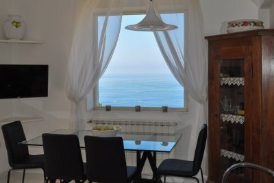 Villetta a schiera con splendida vista mare
