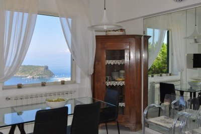 Villetta a schiera con splendida vista mare