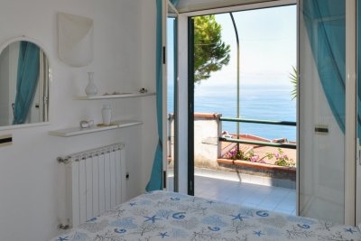 Villetta a schiera con splendida vista mare