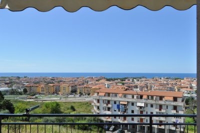 Appartamento arredato con balcone vista mare panoramico