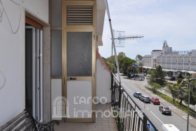 Appartamento ristrutturato con vista mare 