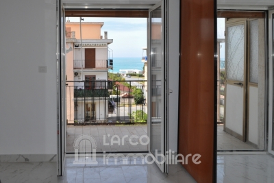 Appartamento ristrutturato con vista mare 