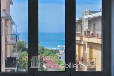 Appartamento ristrutturato con vista mare 