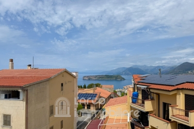 Appartamento con splendida vista sull’Isola di Dino