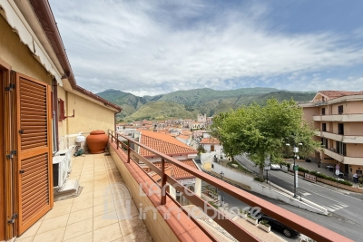 Appartamento con splendida vista sull’Isola di Dino