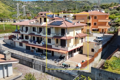 Villetta a Schiera Ristrutturata con Vista Mare e B&B Avviato – A 1,5 km da Diamante