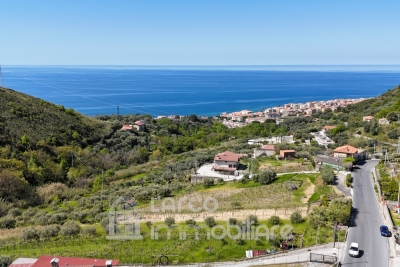 Villetta a Schiera Ristrutturata con Vista Mare e B&B Avviato – A 1,5 km da Diamante