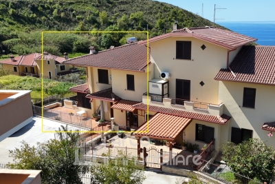 Villetta a Schiera Ristrutturata con Vista Mare e B&B Avviato – A 1,5 km da Diamante