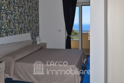 Villetta a Schiera Ristrutturata con Vista Mare e B&B Avviato – A 1,5 km da Diamante