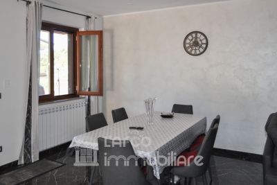 Villetta a Schiera Ristrutturata con Vista Mare e B&B Avviato – A 1,5 km da Diamante