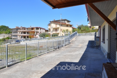 Villetta a Schiera Ristrutturata con Vista Mare e B&B Avviato – A 1,5 km da Diamante