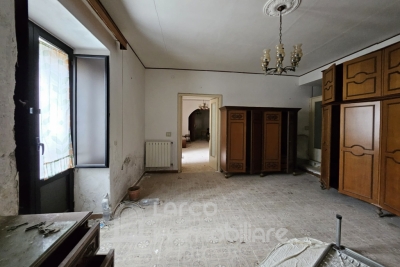Elegante Proprietà Storica su Due Livelli nel Cuore di Belvedere