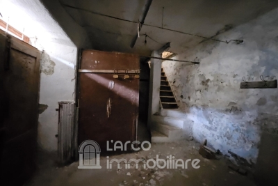 Elegante Proprietà Storica su Due Livelli nel Cuore di Belvedere