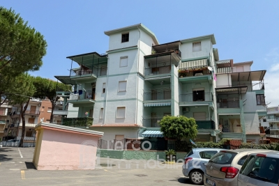 Trilocale a 300 mt dal mare con ampio terrazzo