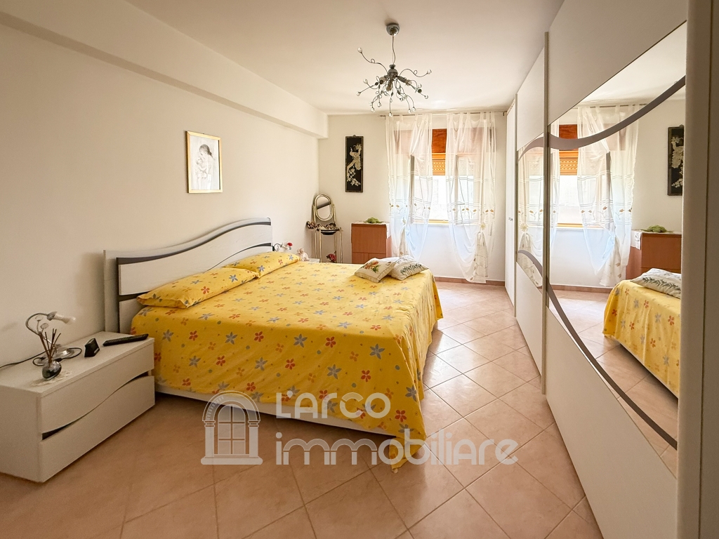 One-Bedroom Apartment for Sale in Scalea – Via Dante Alighieri One-Bedroom Apartment for Sale in Scalea – Via Dante Alighieri