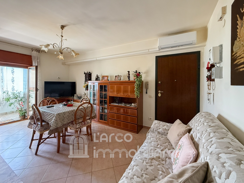 One-Bedroom Apartment for Sale in Scalea – Via Dante Alighieri One-Bedroom Apartment for Sale in Scalea – Via Dante Alighieri